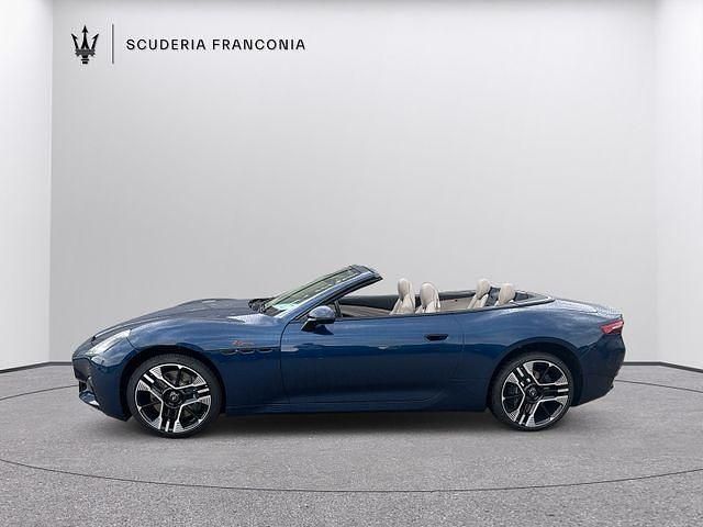 Neu Maserati GranCabrio 559 kW (761 PS) 2025 Blue modena Cabrio