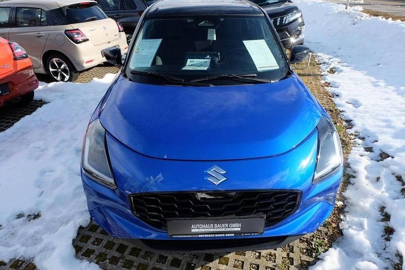 Neu Suzuki Swift Comfort 83 PS (61 kW) 2026 Schwarz Kleinwagen