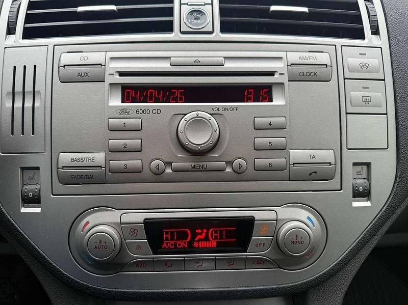 Gebraucht Ford Kuga Titanium 140 PS (102 kW) 2011 Midnight skygrau metallic SUV