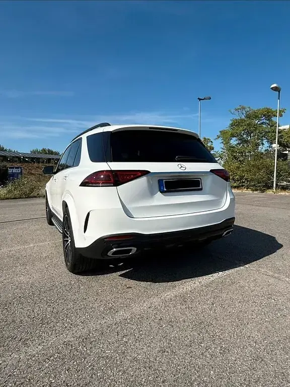 Gebraucht Mercedes GLE300 AMG 272 PS (200 kW) 2023 Weiß SUV