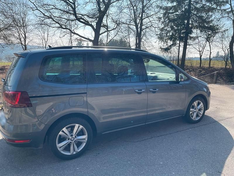 Second-hand Seat Alhambra 150 CP (110 kW) 2018 Gri Monovolum