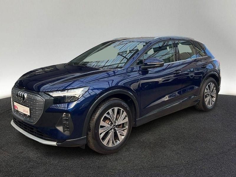 Gebraucht Audi Q4 e-tron Advanced 150 kW (204 PS) 2024 Navarrablau metallic SUV