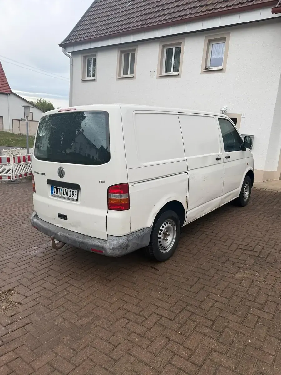 Gebraucht VW Transporter 84 PS (61 kW) 2006 Weiß Van