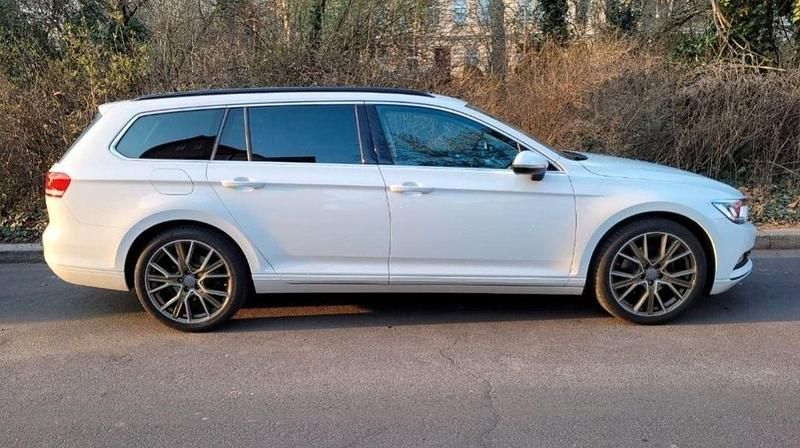Gebraucht VW Passat Highline 150 PS (110 kW) 2018 Weiß Kombi