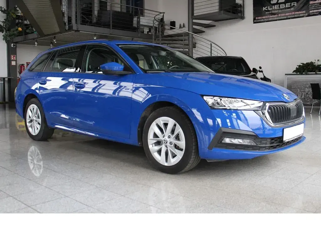 Gebraucht Skoda Octavia Ambition 204 PS (150 kW) 2023 Blau Kombi