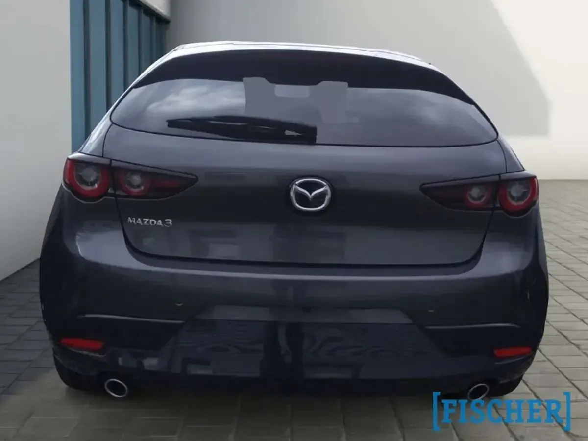 Neu Mazda 3 Homura-Line 140 PS (102 kW) 2026 Machine grey Limousine