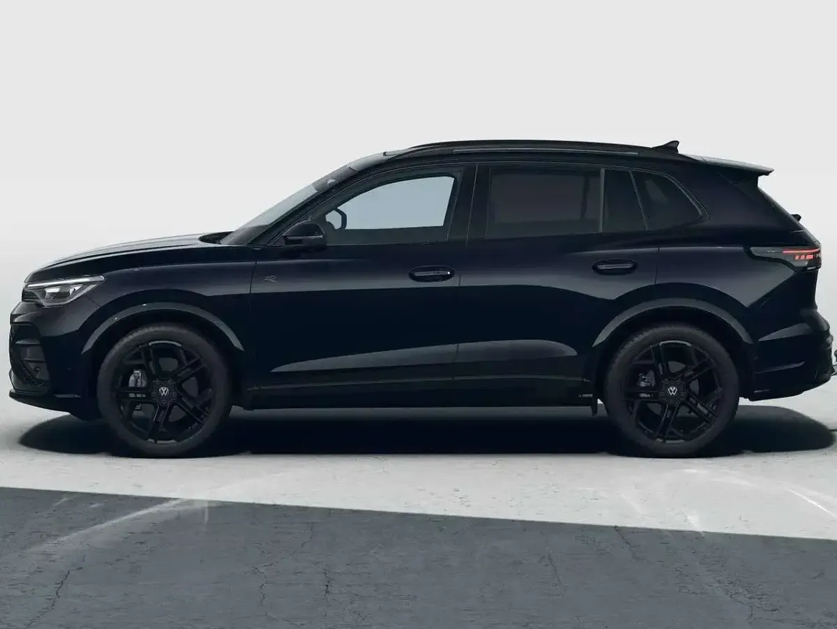 Neu VW Tiguan Sportline 193 PS (141 kW) 2026 Schwarz SUV