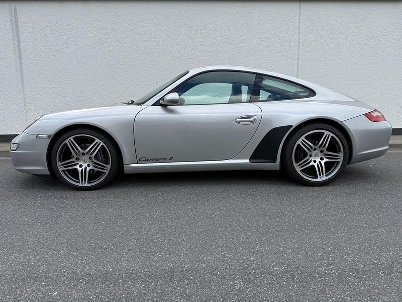 Gebraucht Porsche 911 325 PS (239 kW) 2008 Silber Coupé