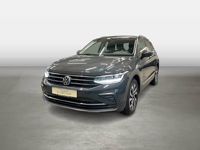 Gebraucht VW Tiguan Active 150 PS (110 kW) 2021 Uranograu SUV
