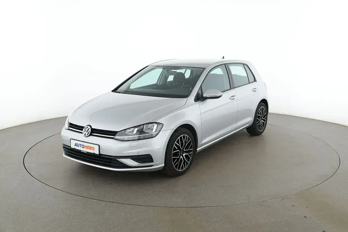 Gebraucht VW Golf VII Trendline 116 PS (85 kW) 2018 Limousine