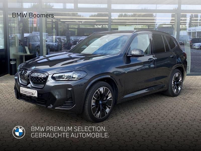 Grau Gebraucht 2022 BMW iX3 Impressive SUV | 39.780 € (Fairer Preis) - Bild 1/3