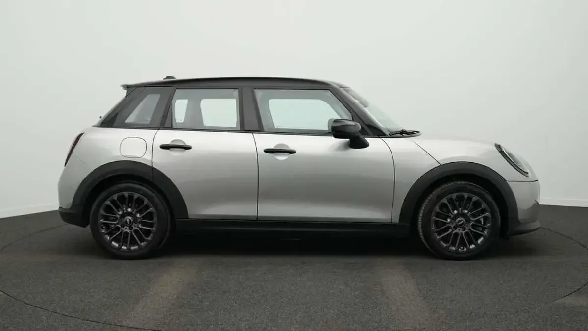 Gebraucht Mini Cooper S Classic 204 PS (150 kW) 2025 Grau Kleinwagen
