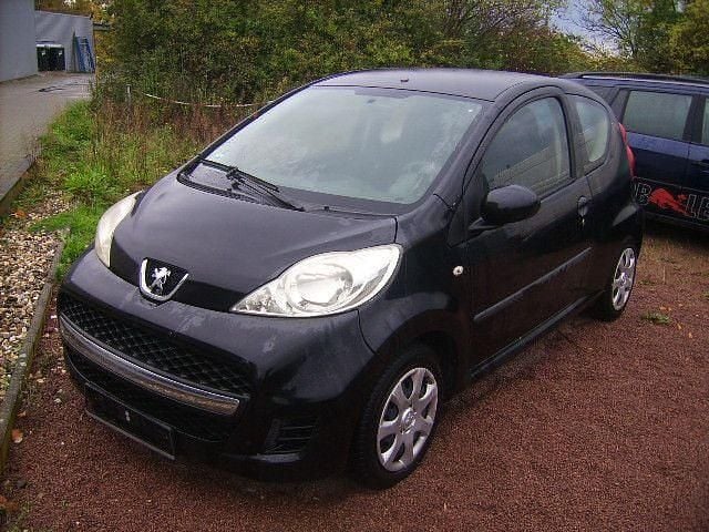 Schwarz Gebraucht 2009 Peugeot 107 Filou Kleinwagen | 599 € (Superpreis) - Bild 1/3