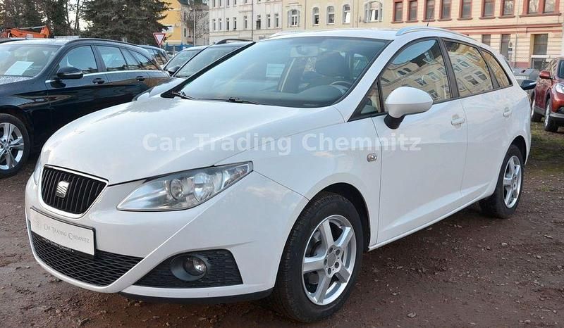 Weiß Gebraucht 2011 Seat Ibiza Style Limousine | 4.999 € (Etwas zu teuer) - Bild 1/4