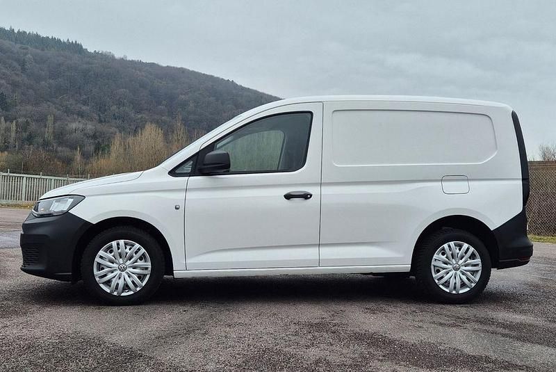 Gebraucht VW Caddy Basis 122 PS (89 kW) 2021 Weiß Van / Kleinbus