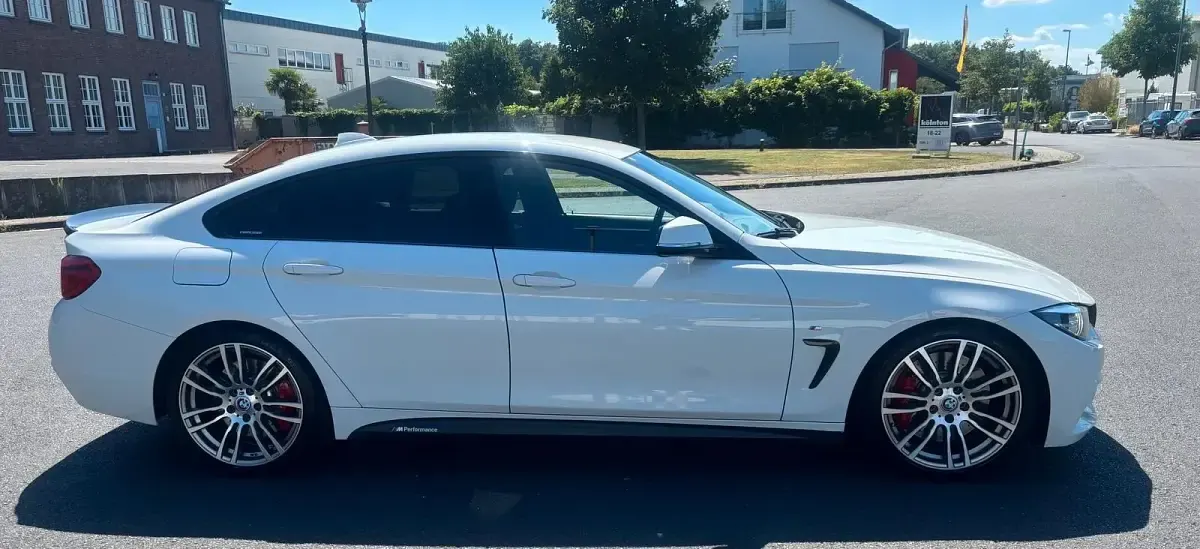 Gebraucht BMW 420 Gran Coupé M Performance 190 PS (139 kW) 2017 Weiß Coupé