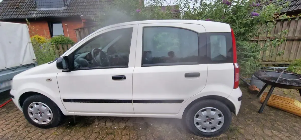 Gebraucht Fiat Panda 69 PS (50 kW) 2011 Weiß Kleinwagen