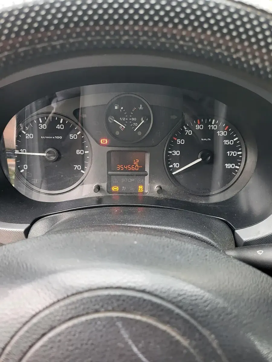 Gebraucht Citroën Berlingo 75 PS (55 kW) 2012 Weiß Van / Kleinbus