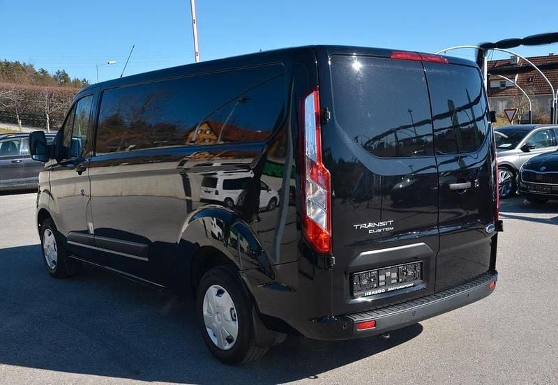 Gebraucht Ford Transit Custom Trend 131 PS (96 kW) 2023 Schwarz Limousine