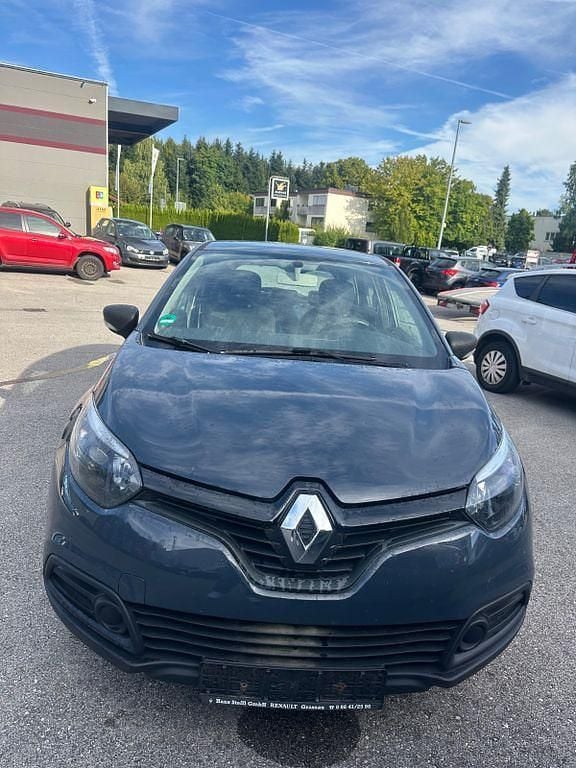 Blau Gebraucht 2014 Renault Captur Expression SUV | 5.000 € (Guter Preis) - Bild 1/4