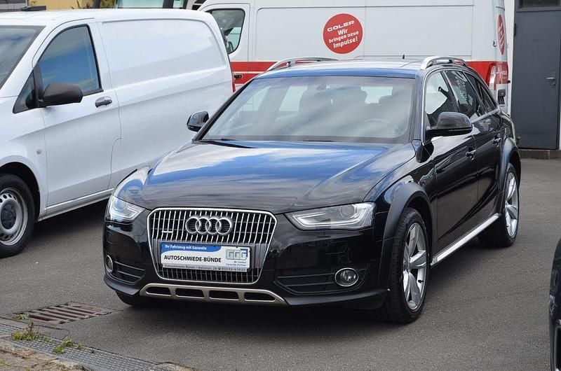 Mythosschwarz Gebraucht 2015 Audi A4 Allroad Sport Kombi | 18.300 € (Etwas zu teuer) - Bild 1/4
