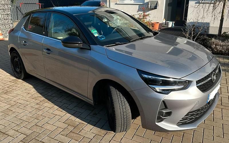 Gebraucht Opel Corsa-e Ultimate 100 kW (136 PS) 2021 Silber Kleinwagen
