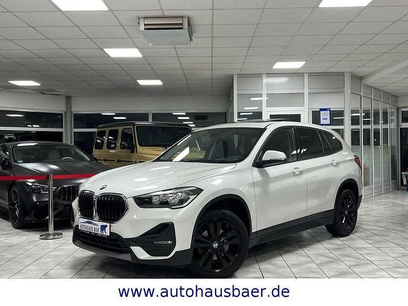 Weiß Gebraucht 2022 BMW X1 Advantage SUV | 20.890 € (Fairer Preis) - Bild 1/4