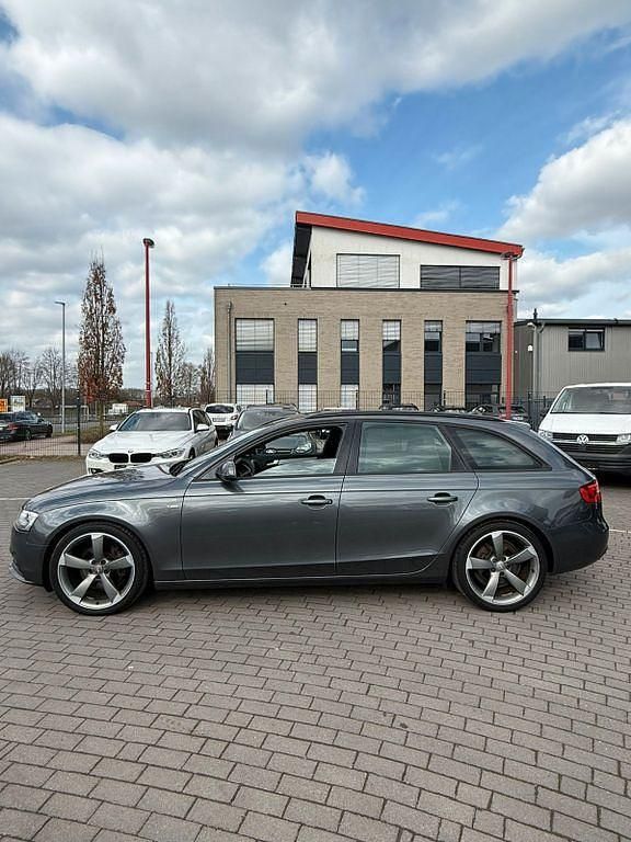 Gebraucht Audi A4 S-Line 177 PS (130 kW) 2014 Grau Kombi