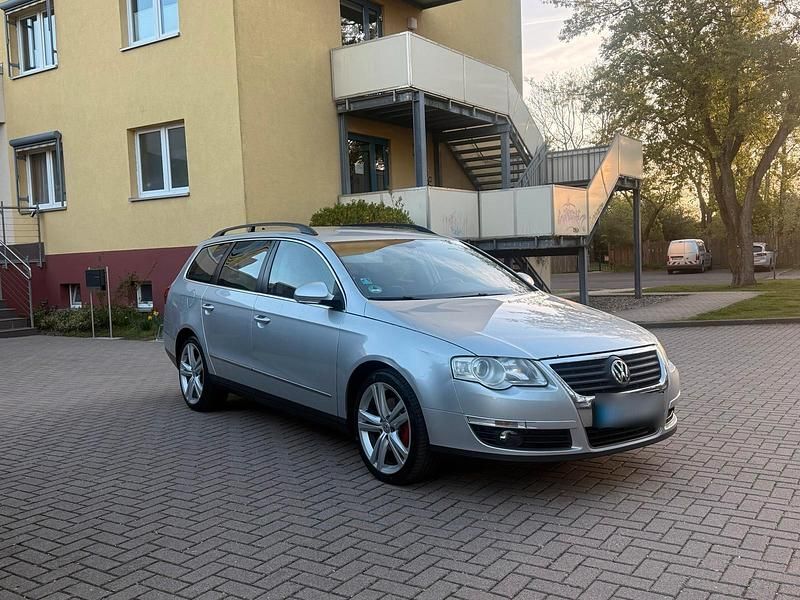 Usata VW Passat 140 CV (102 kW) 2009 Argento Station wagon