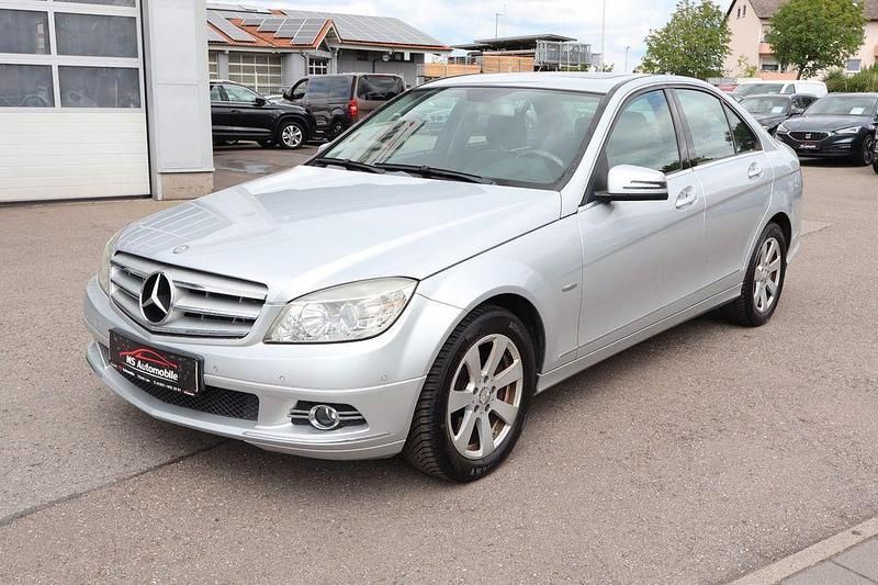Silber Gebraucht 2007 Mercedes C220 Avantgarde Limousine | 6.900 € (Etwas zu teuer) - Bild 1/4