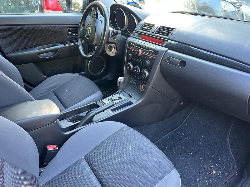 Second-hand Mazda 3 101 CP (74 kW) 2008 Gri Berlinǎ