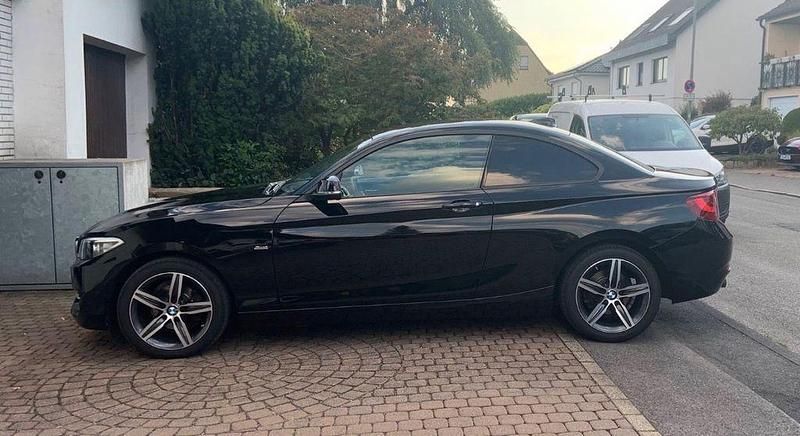Gebraucht BMW 218 Sport Line 136 PS (100 kW) 2015 Schwarz Coupé