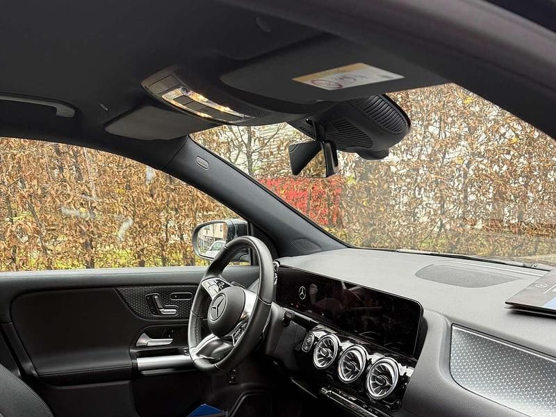 Gebraucht Mercedes GLA180 Progressive 116 PS (85 kW) 2024 Schwarz SUV
