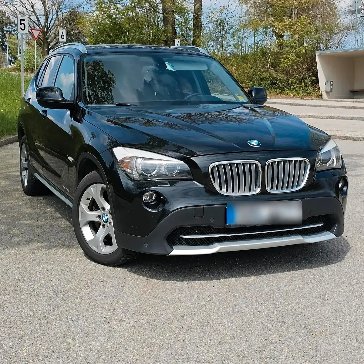 Second-hand BMW X1 204 CP (150 kW) 2011 Negru SUV
