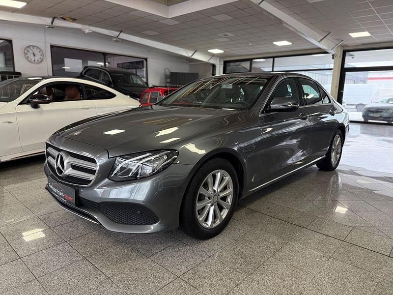 Gebraucht Mercedes E200 184 PS (135 kW) 2016 Grau Limousine