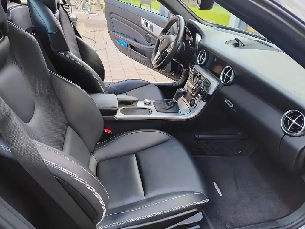 Gebraucht Mercedes 250 204 PS (150 kW) 2011 Schwarz Cabrio