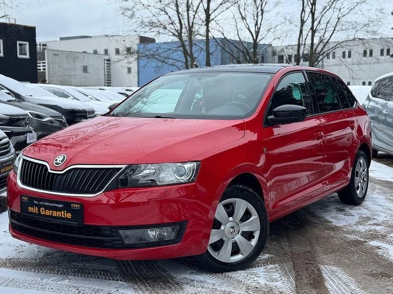 Gebraucht Skoda Rapid 105 PS (77 kW) 2015 Rot Kleinwagen
