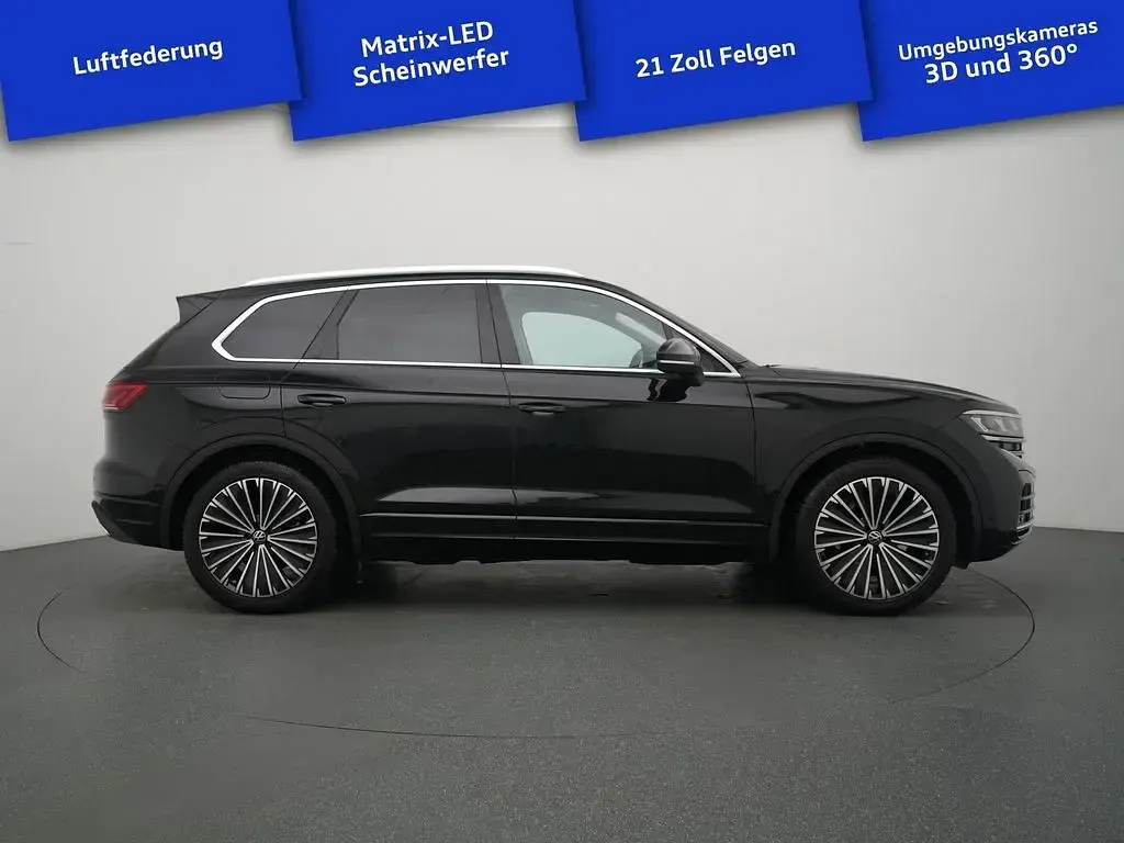 Gebraucht VW Touareg Elegance 381 PS (280 kW) 2025 Schwarz / grenadillschwarz (metallic) SUV
