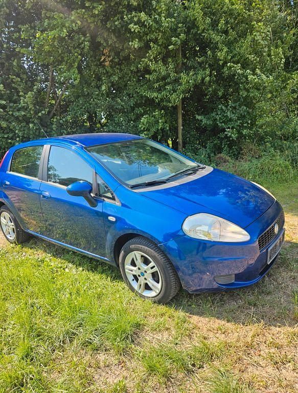 Blau Gebraucht 2006 Fiat Punto Active Kleinwagen | 1.500 € (Fairer Preis) - Bild 1/4