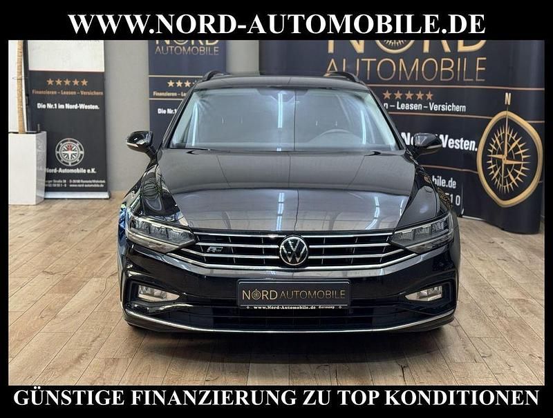 Gebraucht VW Passat R-line 150 PS (110 kW) 2021 Deep black perleffek (metallic) Kombi