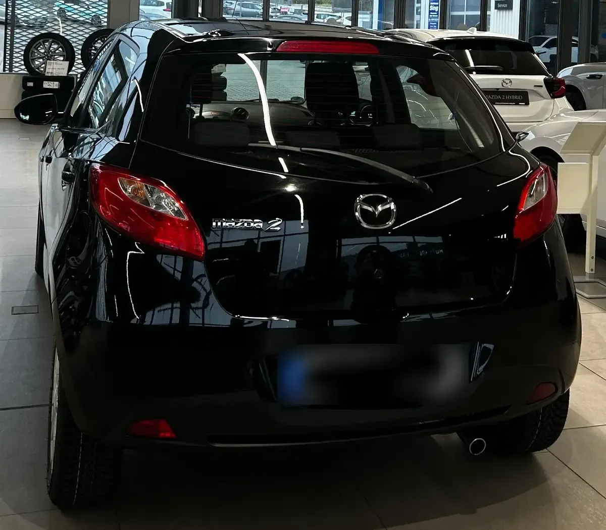 Gebraucht Mazda 2 Edition 2014 Schwarz Kleinwagen