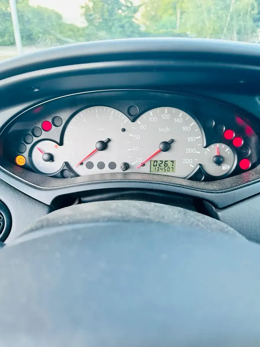 Gebraucht Ford Focus 116 PS (85 kW) 1999 Grün Kleinwagen