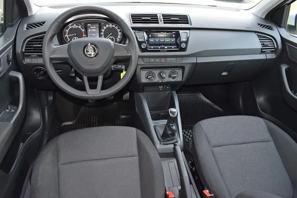 Gebraucht Skoda Fabia Cool Plus 60 PS (44 kW) 2020 Weiß Limousine