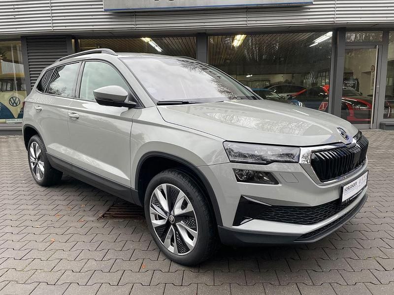 Gebraucht Skoda Karoq Selection 150 PS (110 kW) 2025 Grau SUV