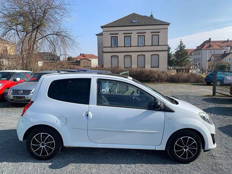 Gebraucht Renault Twingo 76 PS (55 kW) 2009 Weiß Kleinwagen