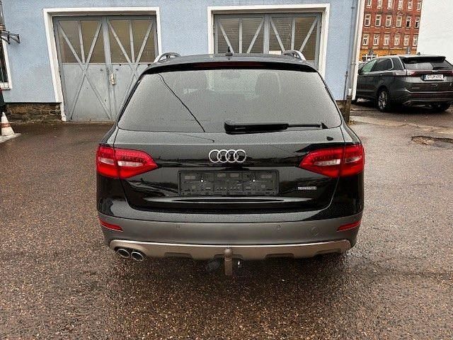 Gebraucht Audi A4 Allroad Comfort 190 PS (139 kW) 2015 Schwarz Kombi