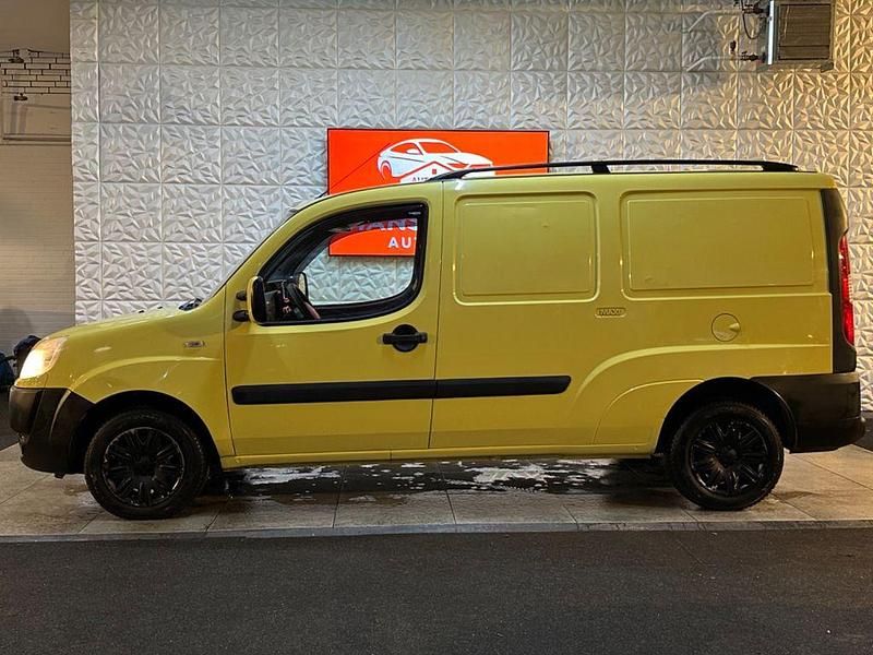 Gebraucht Fiat Doblò 75 PS (55 kW) 2008 Gelb Van / Kleinbus
