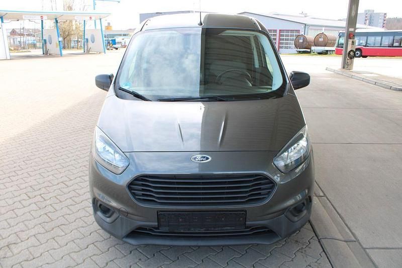 Second-hand Ford Transit 75 CP (55 kW) 2018 Monovolum