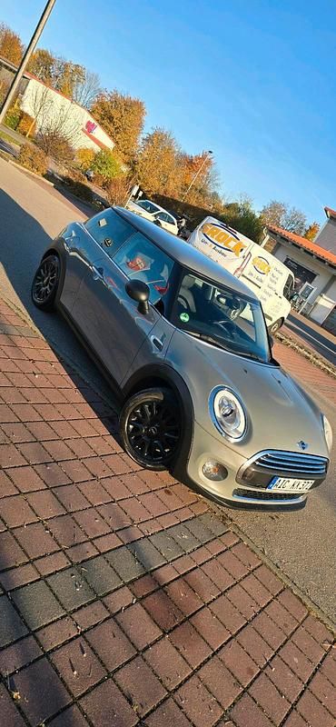 Grau Gebraucht 2015 Mini One D Kleinwagen | 8.200 € (Fairer Preis) - Bild 1/4