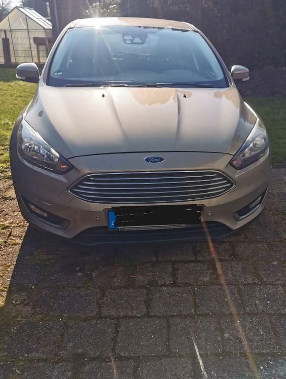 Gebraucht Ford Focus Titanium 150 PS (110 kW) 2014 Silber Limousine